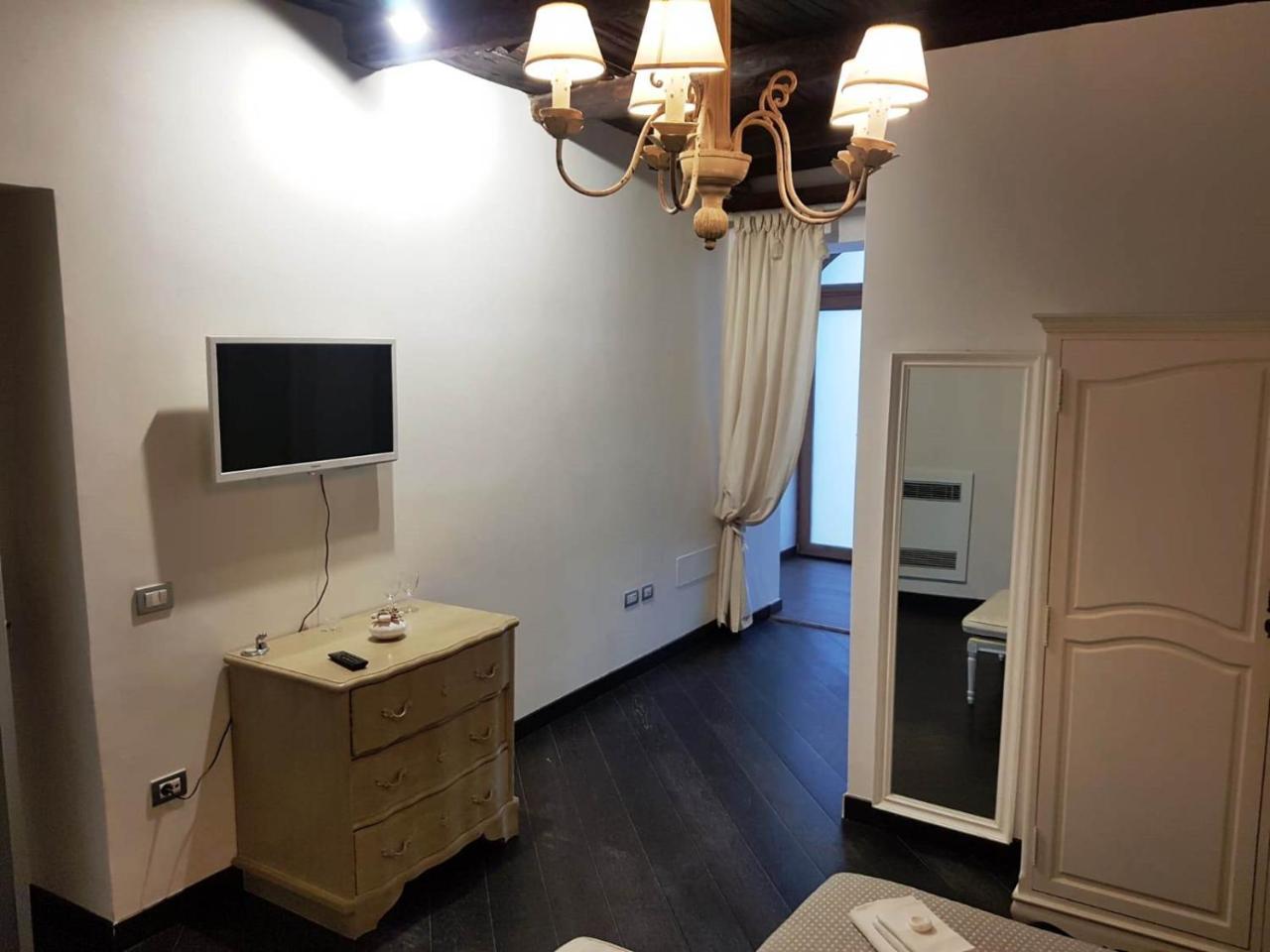 Zelzar Salerno Centro Hotell Exteriör bild